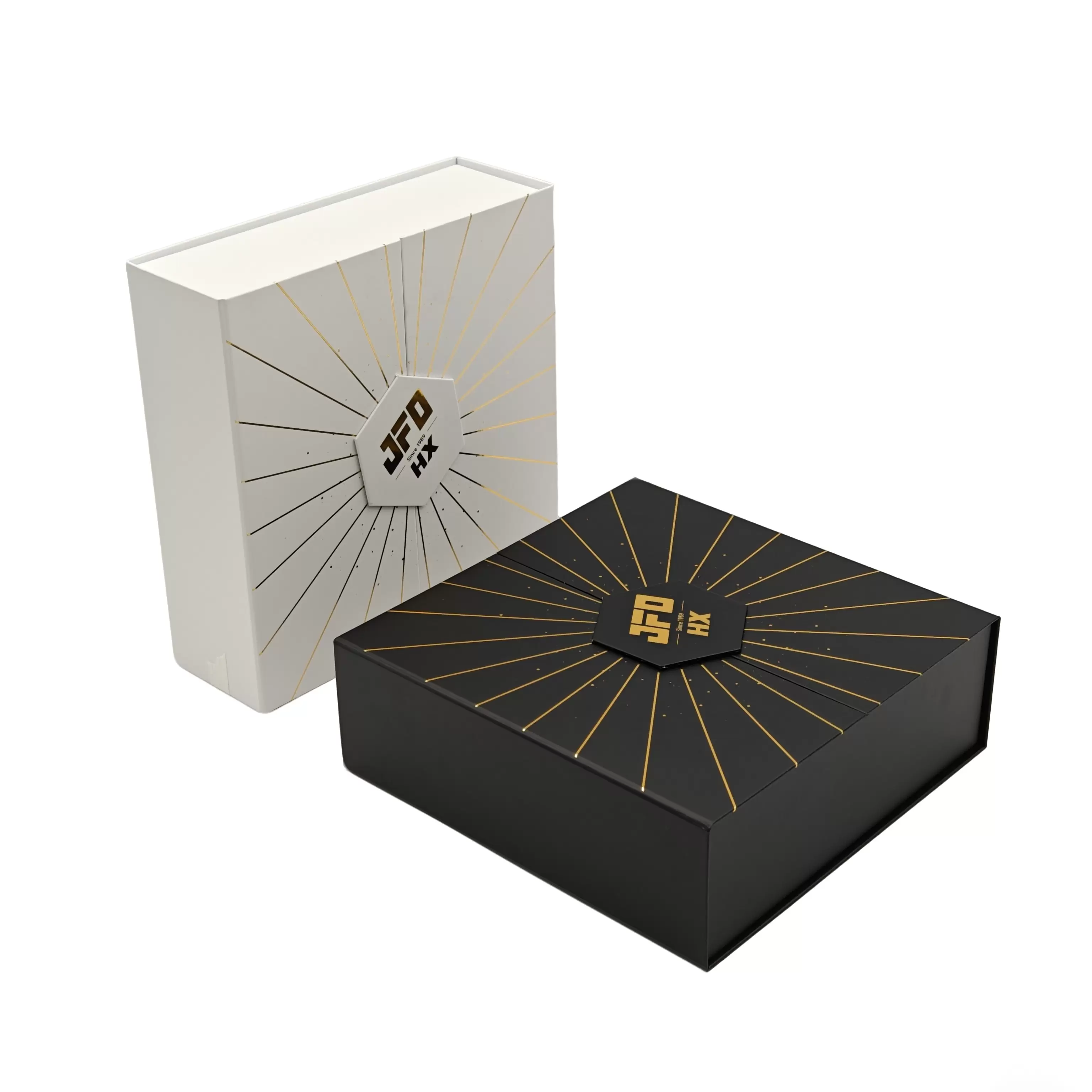 Thumbnail showing decorated rigid magnetic gift box finish